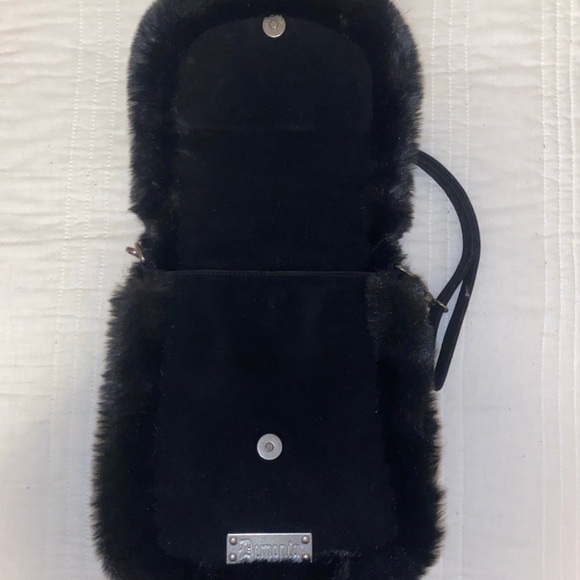 black fur silver hardware demonia shoulder bag - Picture 4 of 4